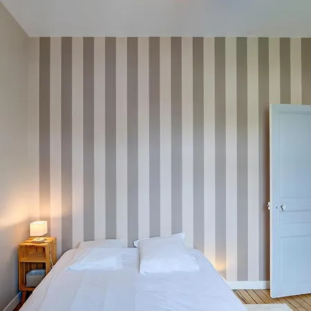 Casa Simone / Bords De Loire 别墅 图尔