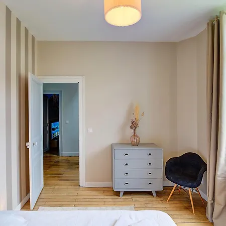 Casa Simone / Bords De Loire *