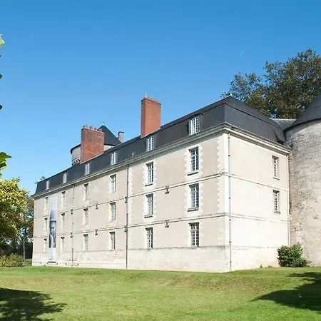 Casa Simone / Bords De Loire *
