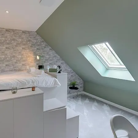 Casa Simone / Bords De Loire *
